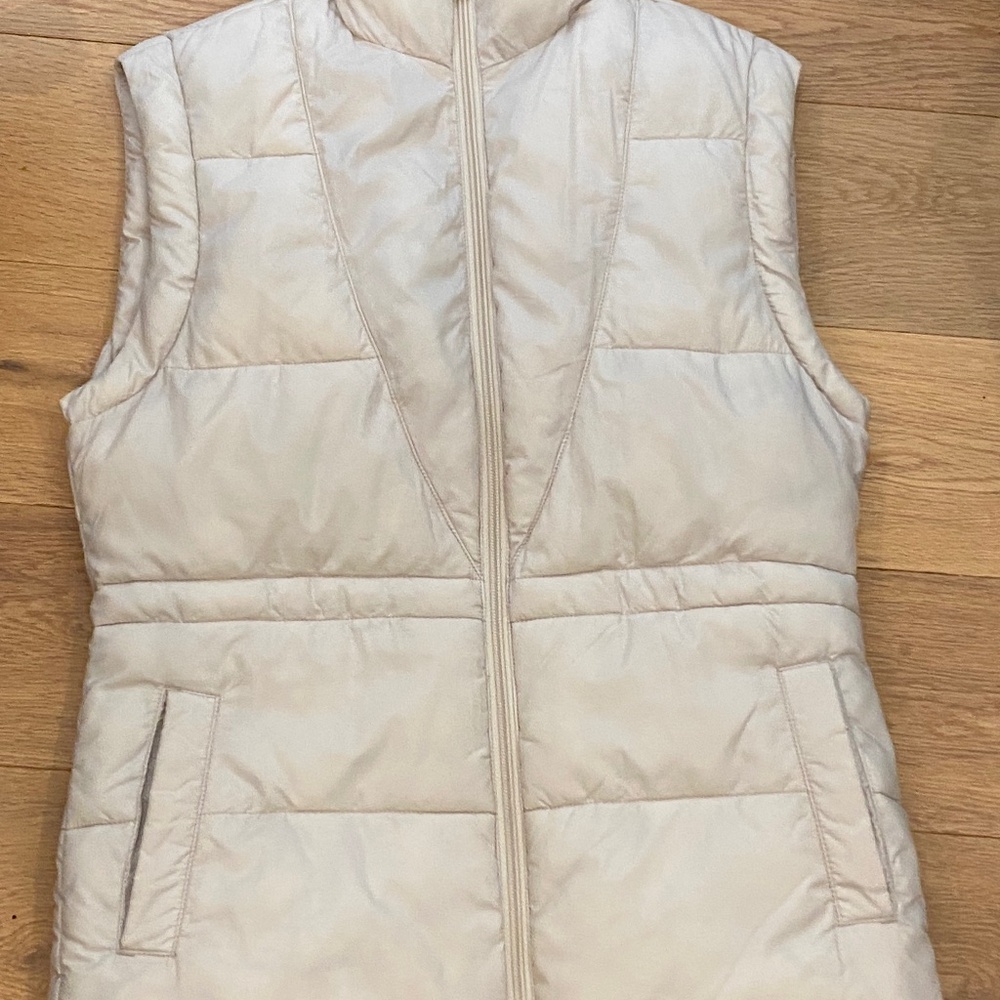 RW&Co puffy vest - XXS